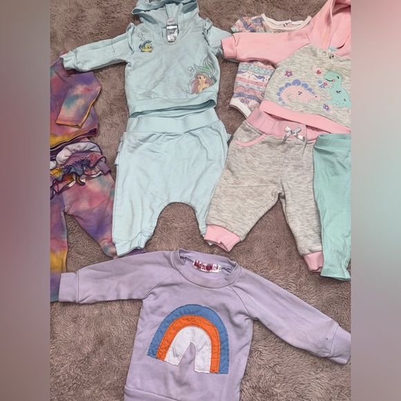 3-6 mo Babygirl Winter Lot - Picture 4 of 14